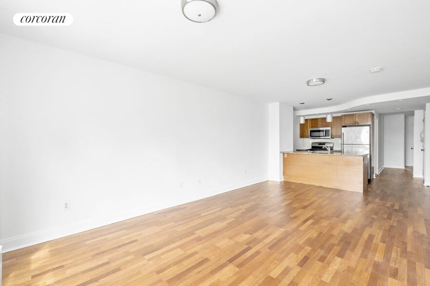 Building Photo - 721 Flushing Ave