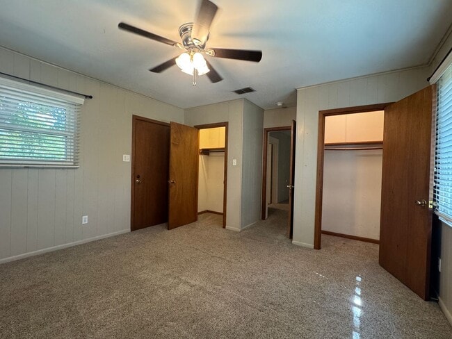 Building Photo - 10261 FM 724