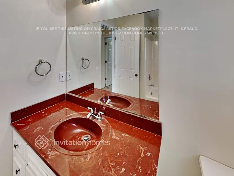 Building Photo - 6771 Crestbrook Ln