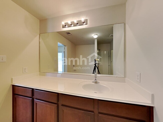 Building Photo - 21115 Baltic Rain Dr