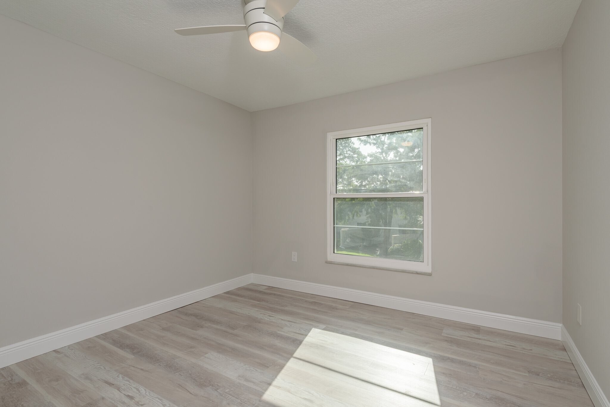 Building Photo - 2700 Bayshore Blvd