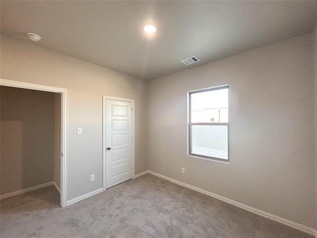 Building Photo - 2121 Luna Dr