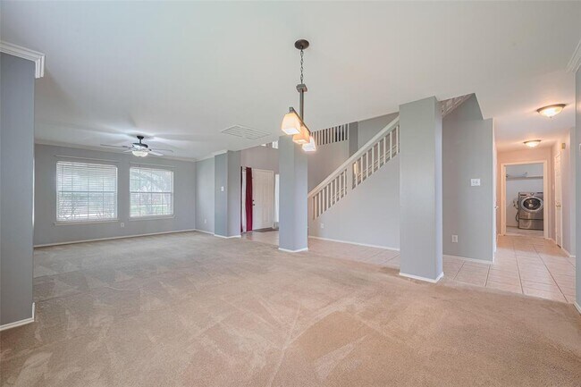 Building Photo - 3927 Flatwood Dr