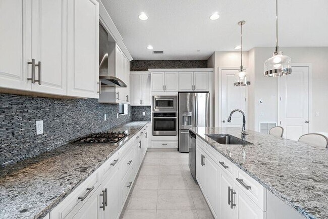 Building Photo - 12768 Machiavelli Way
