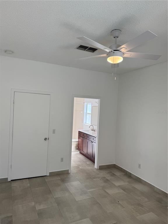 Building Photo - 1851 Wedgewood Way