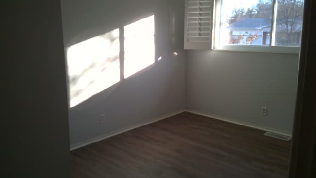 Building Photo - 9663 Yorkshire Estates Dr