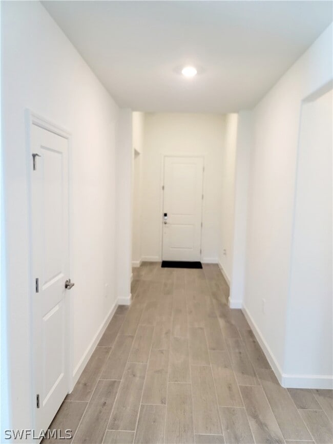 Building Photo - 3172 Weston Manor Dr