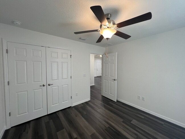 Building Photo - Beautifl Bedroom / 2 Bath Home in Ocklawaha!