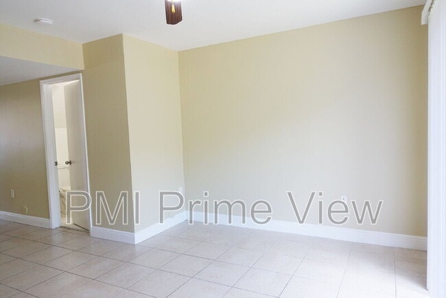 Building Photo - 3845 NW 90th Ave