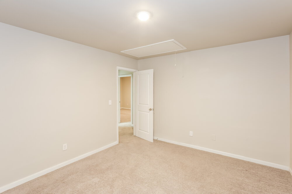 Building Photo - 10042 Brawley Ln