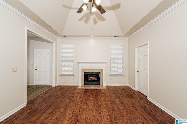 Building Photo - 1128 Avalon Dr