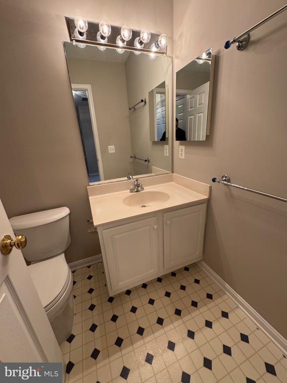 Building Photo - 45776 Mountain Pine Square