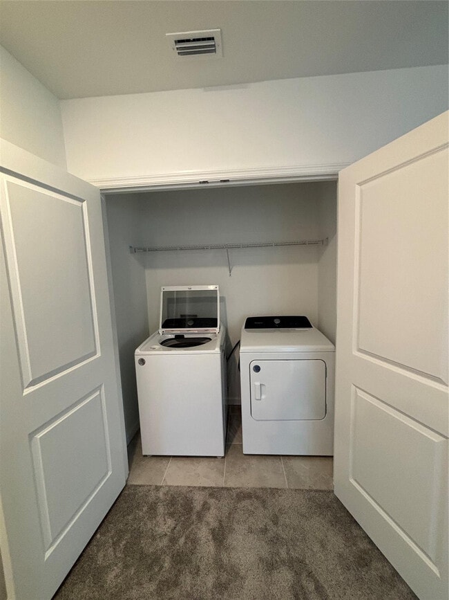 Building Photo - 1527 Fells Cove Ln