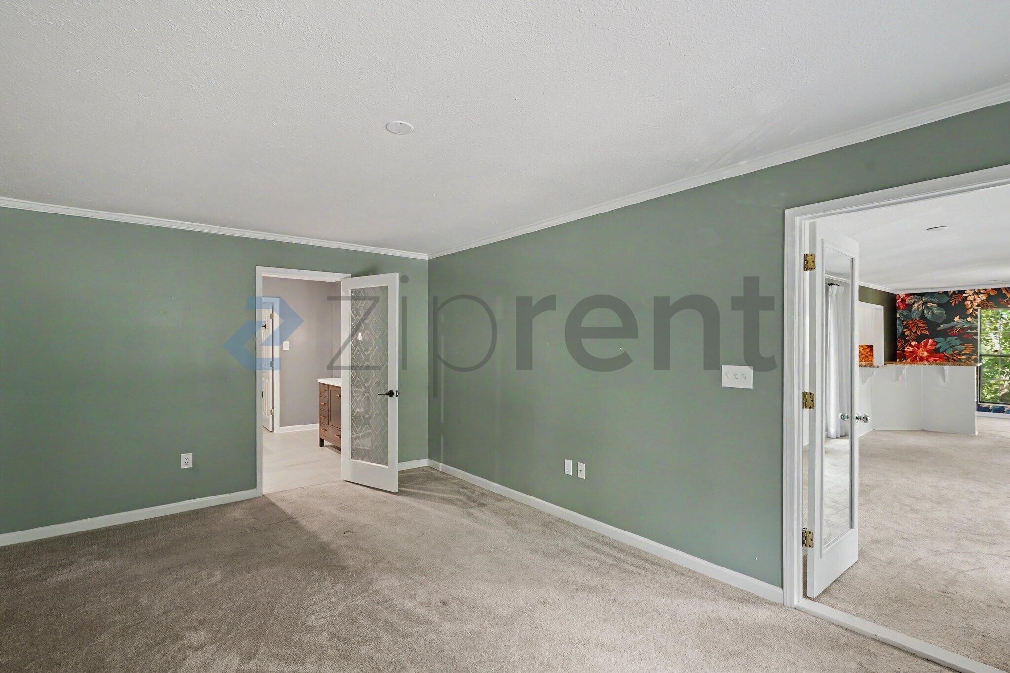 Building Photo - Unit 26202