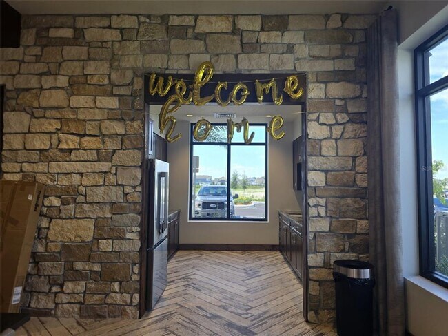 Building Photo - 1734 Foreman Rd