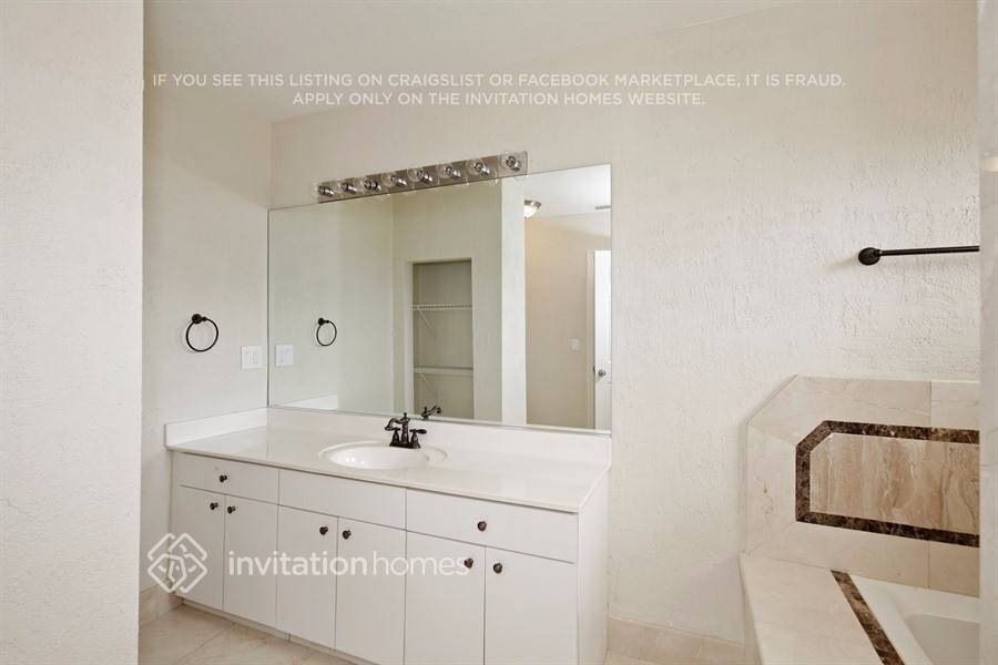 Building Photo - 14704 SW 177th Terrace