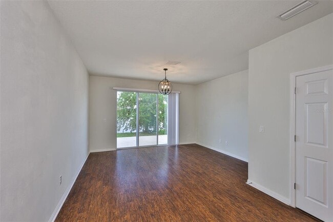 Building Photo - 9160 Hillcroft Dr