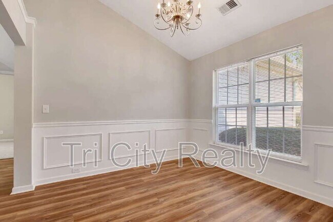 Building Photo - 342 Hunterian Pl