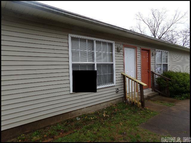 Primary Photo - 3219 Ludwig St