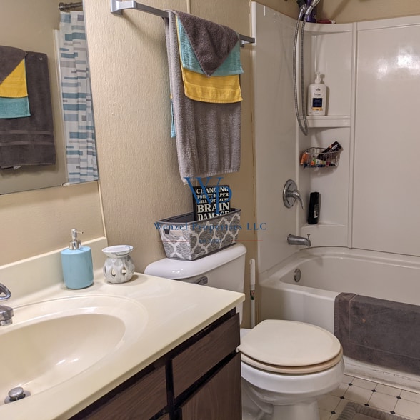 Building Photo - 419 N Liberty St