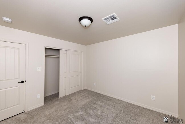 Building Photo - 8649 E 41st St