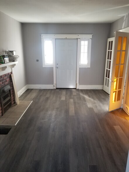 Living Room - 3808 W 8th St