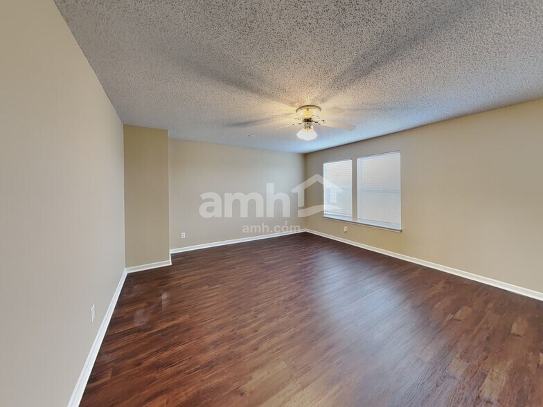 Building Photo - 356 Sunbeam Ln