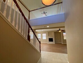Building Photo - Charming 3bd/2ba 2,016 sq. ft. Rocklin home