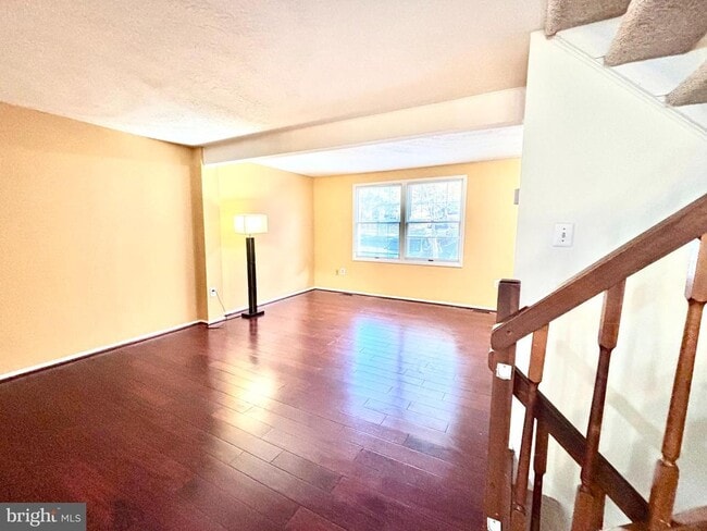 Building Photo - 6226 Hillside Rd