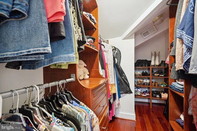 Building Photo - 7713 Winterberry Pl