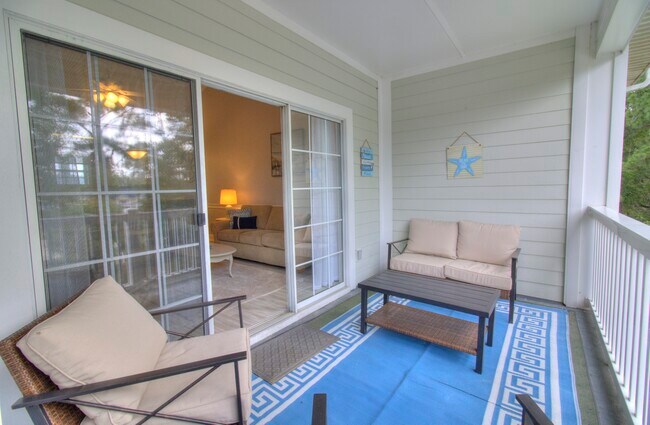 Building Photo - 682 Riverwalk Dr
