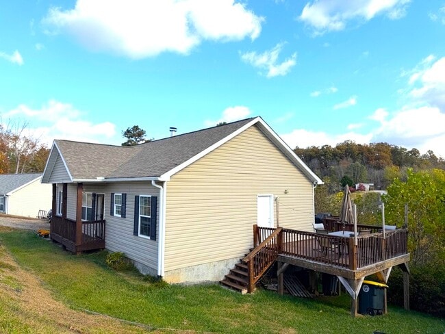 Building Photo - 50 Indian Paintbrush Ln