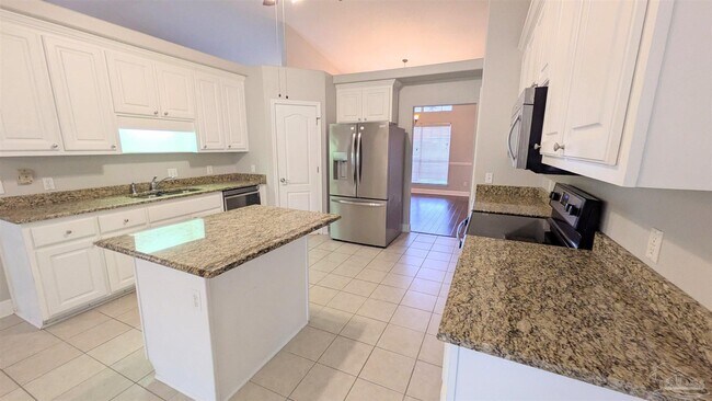 Building Photo - 3284 Pitcher Plant Cir