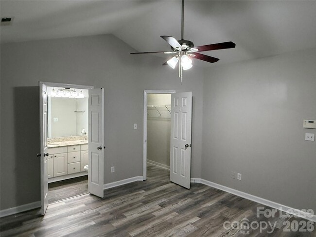 Building Photo - 6617 Cedar Cliff Dr
