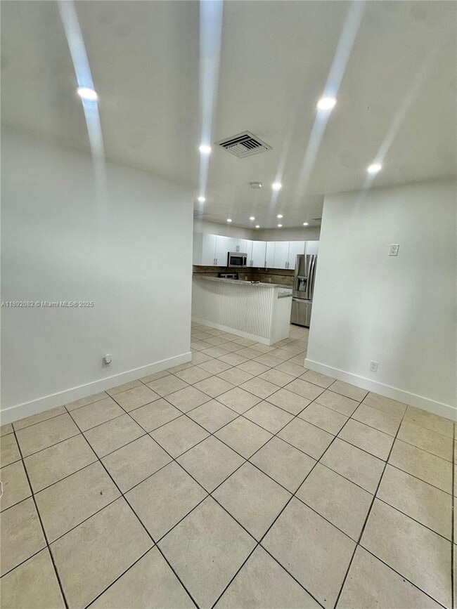 Building Photo - 4111 SW 33rd St