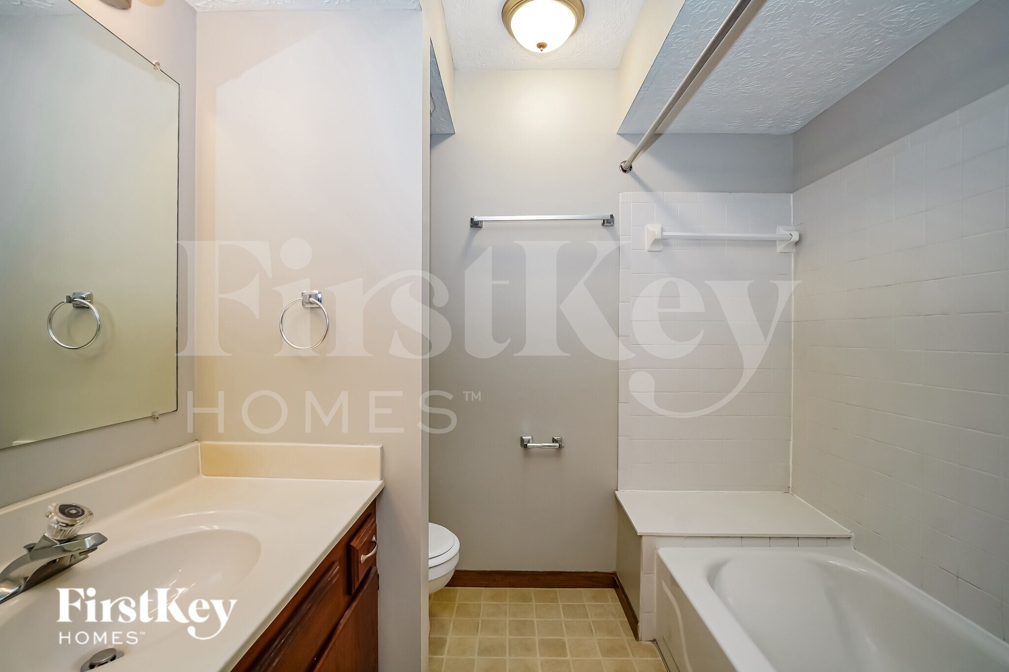 Building Photo - 819 Lindenhaven Ct