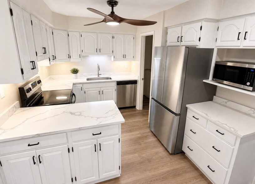 Kitchen - 13360 W Bluemound Rd