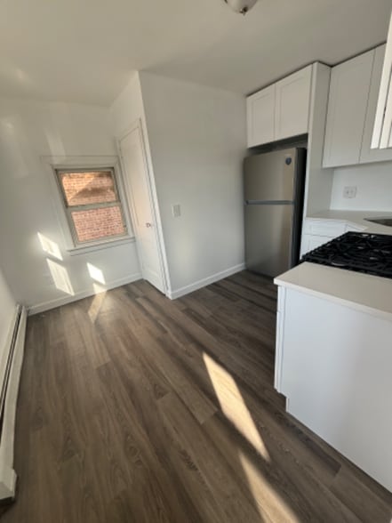 Building Photo - 220 Hart Blvd