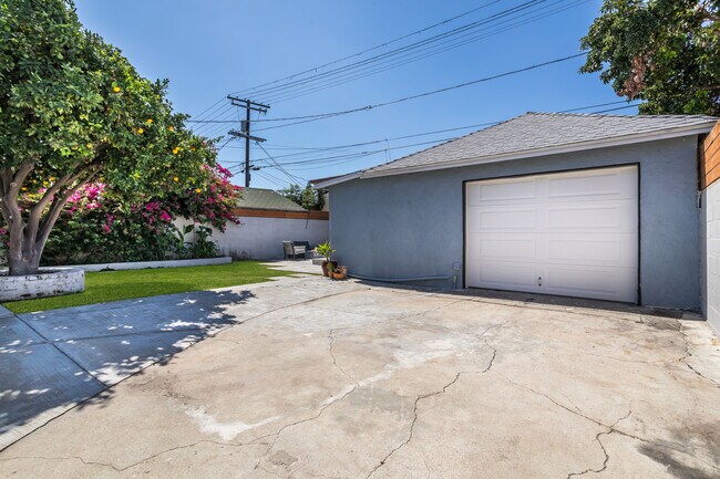 Backyard - 1711 S Ridgeley Dr