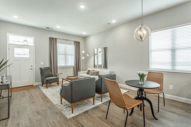 Building Photo - Brand New 4 Bedroom 3.5 Bath