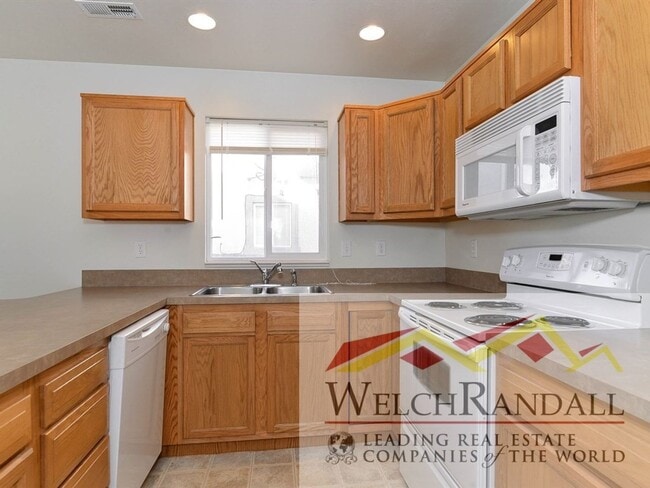 Building Photo - Charming 2 Bed 1.5 Bath Townhome in Harris...