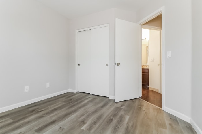 Building Photo - 12617 W Pasadena Ave