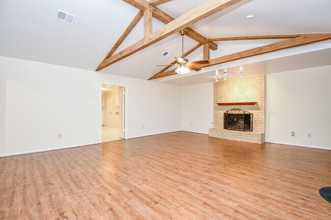 Building Photo - 1814 Cherry Bend Dr