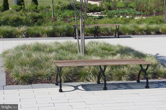 Building Photo - 1697 Dunnington Pl