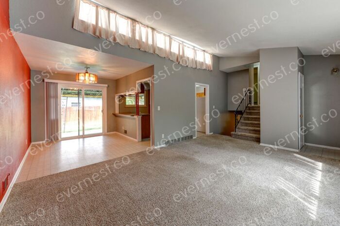 Building Photo - 3191 Troy St