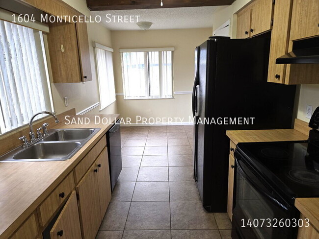 Building Photo - 1604 Monticello St