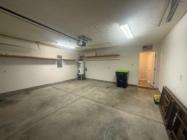 Building Photo - 112 Centennial Cir
