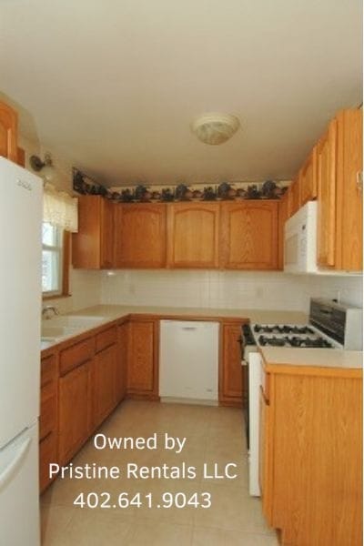 Building Photo - 1260 Sunrise Dr