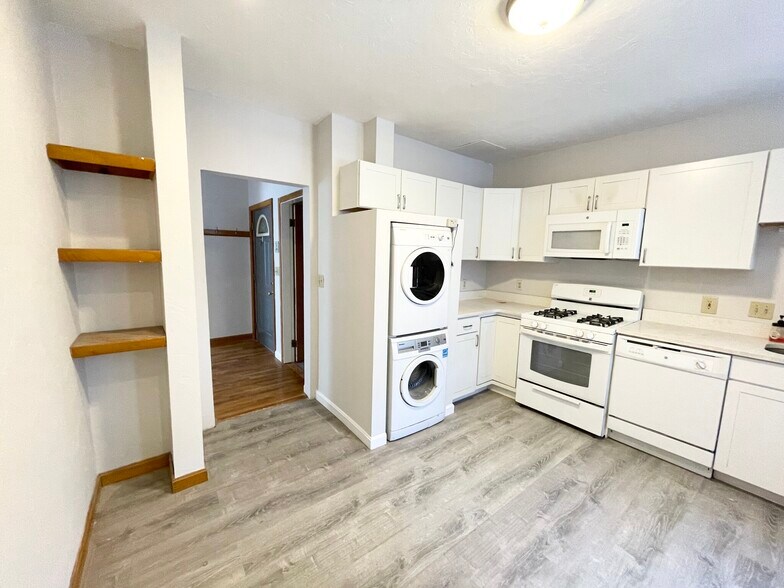 Primary Photo - 259 North St