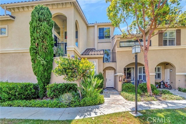 Primary Photo - 1702 Crescent Oak